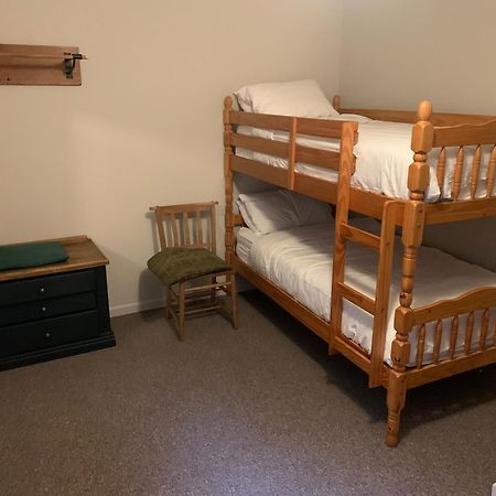 L And A Lodges Port Talbot Luaran gambar